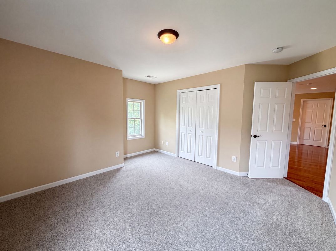 Photo 8 of 17 of 2720 Kinsley Pl, Raleigh, NC