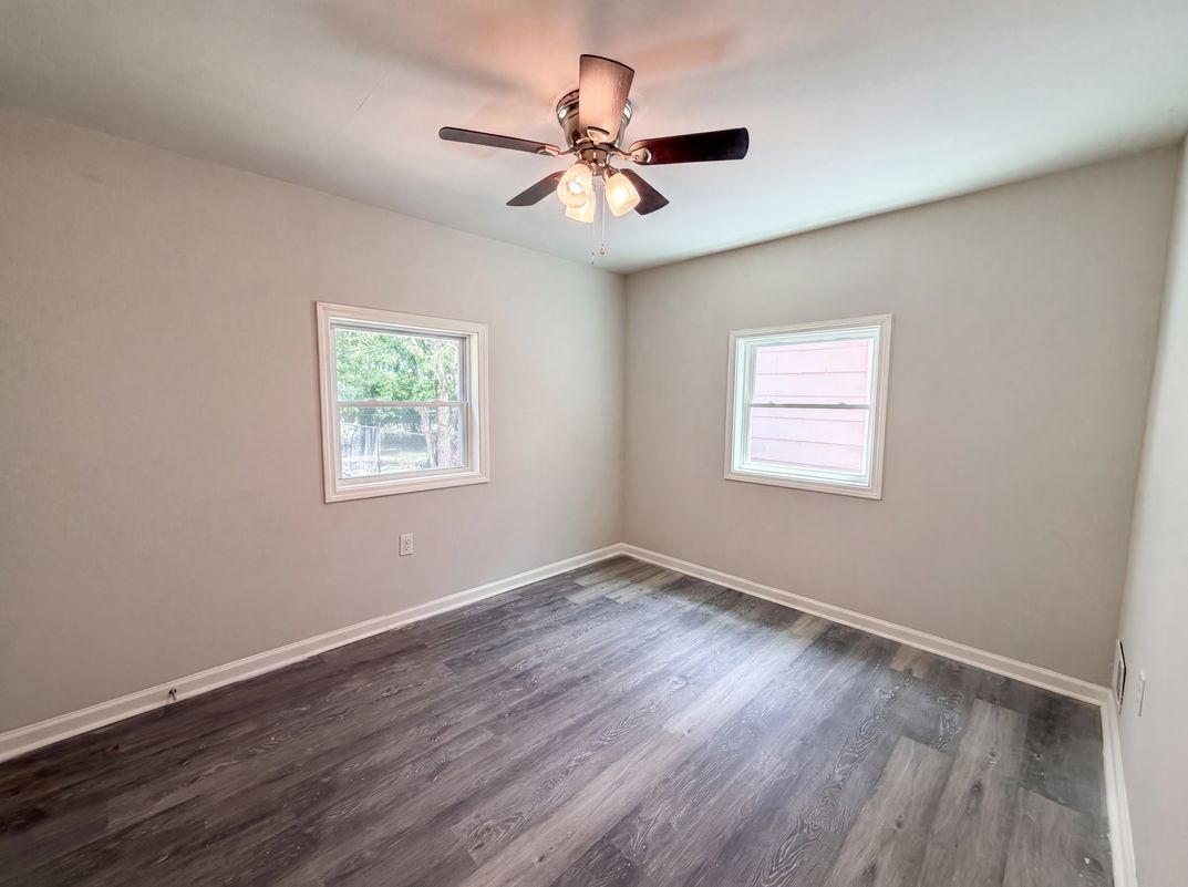 Photo 13 of 23 of 2257 Chappelle St, Columbia, SC
