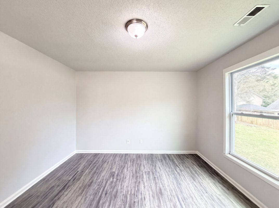 Photo 11 of 18 of 8822 Hunter Green Ln, Charlotte, NC