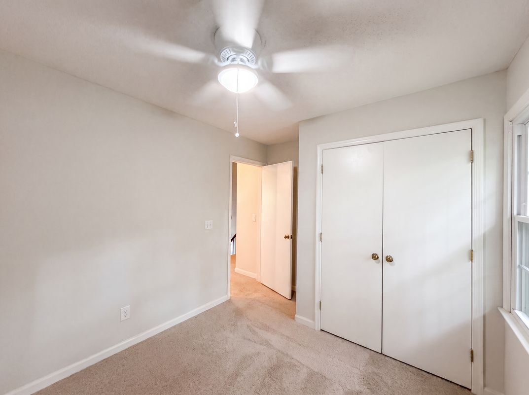 Photo 10 of 17 of 7816 Foxwood Dr, Raleigh, NC