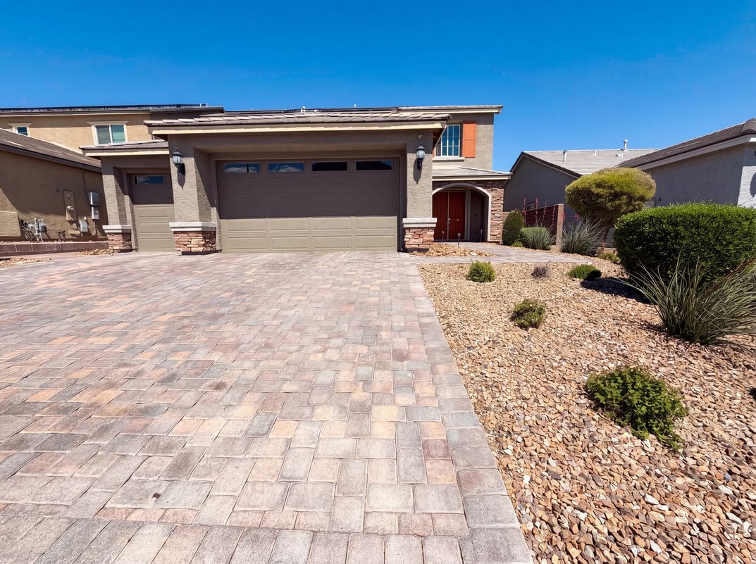 Property photo 1 of 1418 Dire Wolf Ave