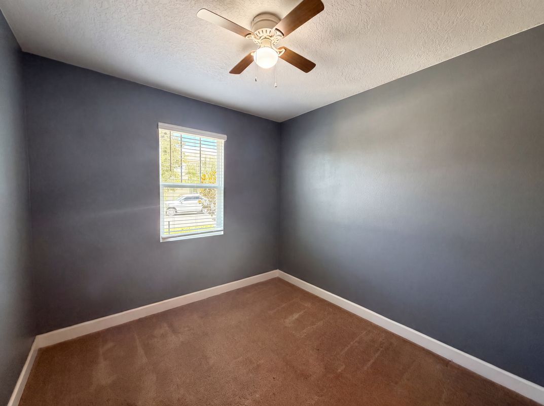 Photo 12 of 20 of 480 Buchannan Dr, Davenport, FL