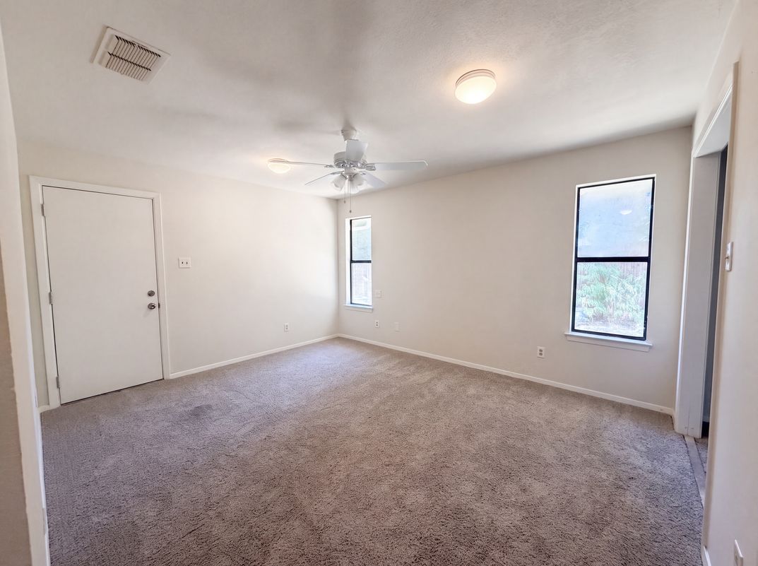 Photo 10 of 23 of 808 Griffin St, McKinney, TX