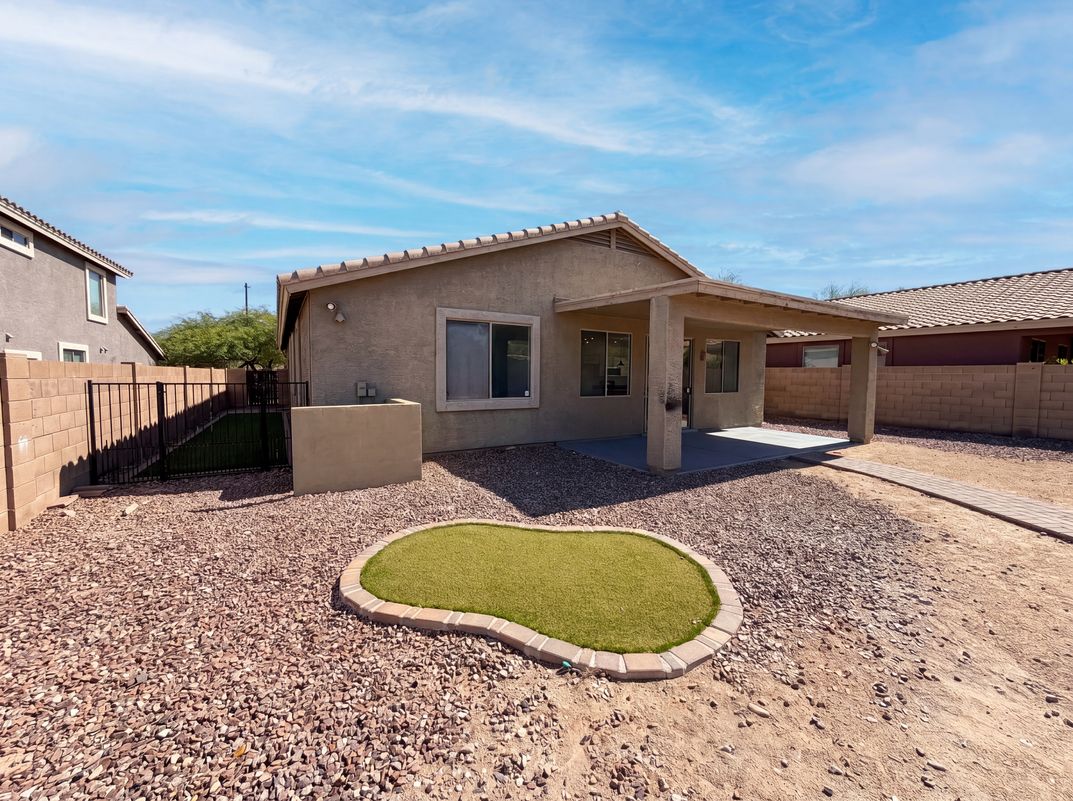 Photo 5 of 32 of 17529 W East Wind Ave, Goodyear, AZ