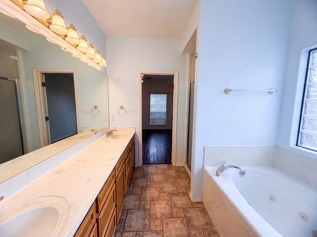 Photo 20 of 25 of 14925 Beal Dr, Corpus Christi, TX