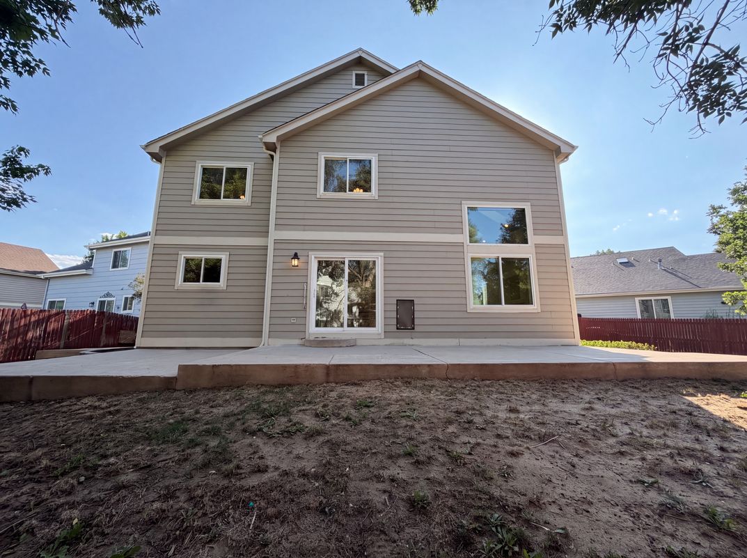 Photo 5 of 48 of 10562 Falcon St, Longmont, CO