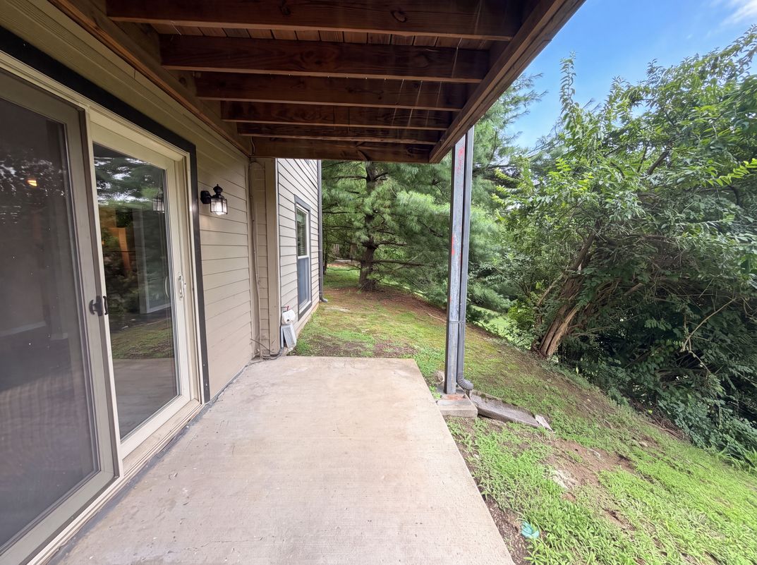 Photo 13 of 17 of 407 Summit Ridge Pl, Nashville, TN