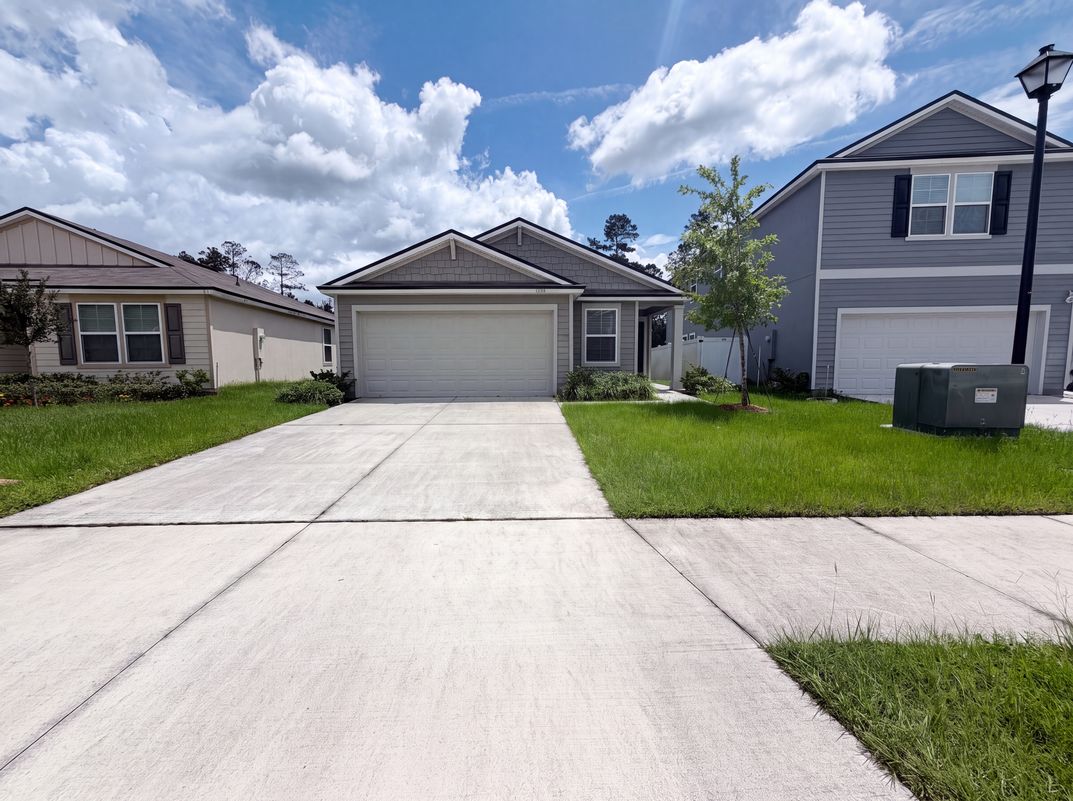 Photo 15 of 18 of 3166 Rustic Deer Way, Green Cove Springs, FL