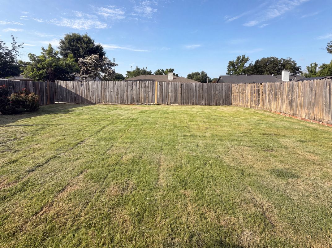 Photo 20 of 22 of 1618 Woodcrest Ln, Carrollton, TX