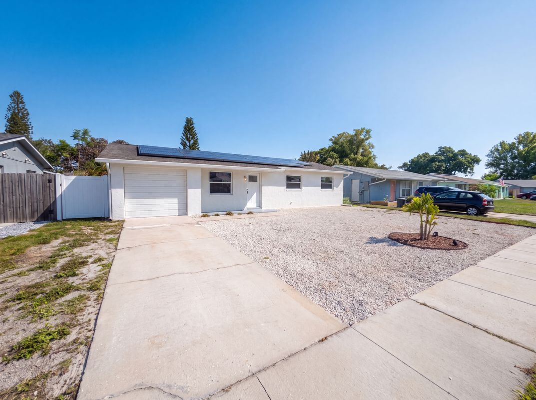 Photo 22 of 27 of 8283 86th Ave, Seminole, FL