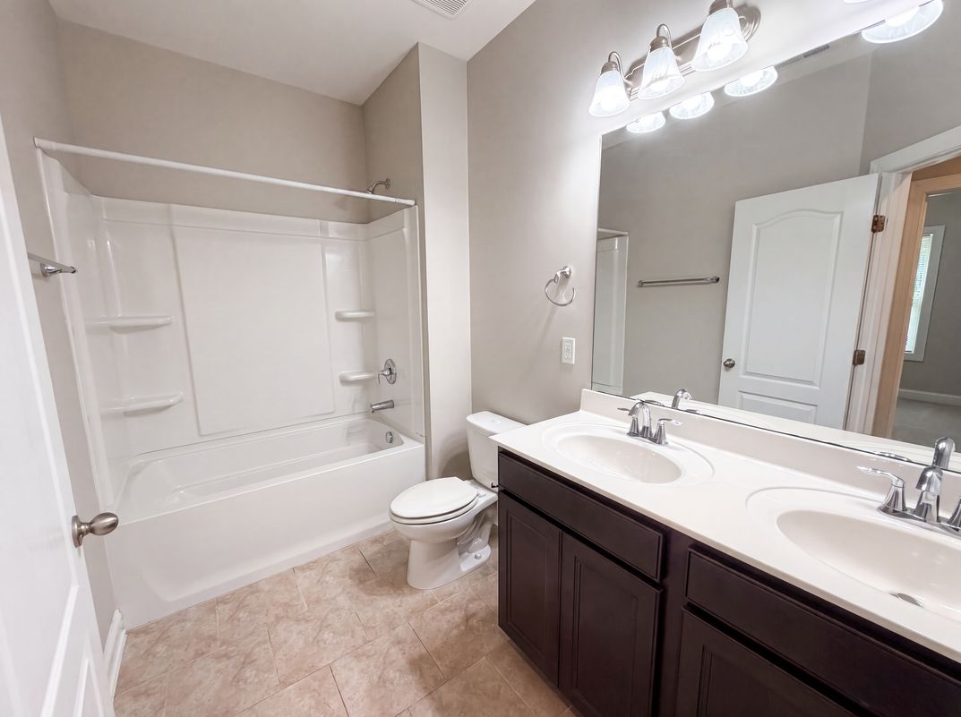 Photo 12 of 16 of 109 Belle Plain Dr, Morrisville, NC