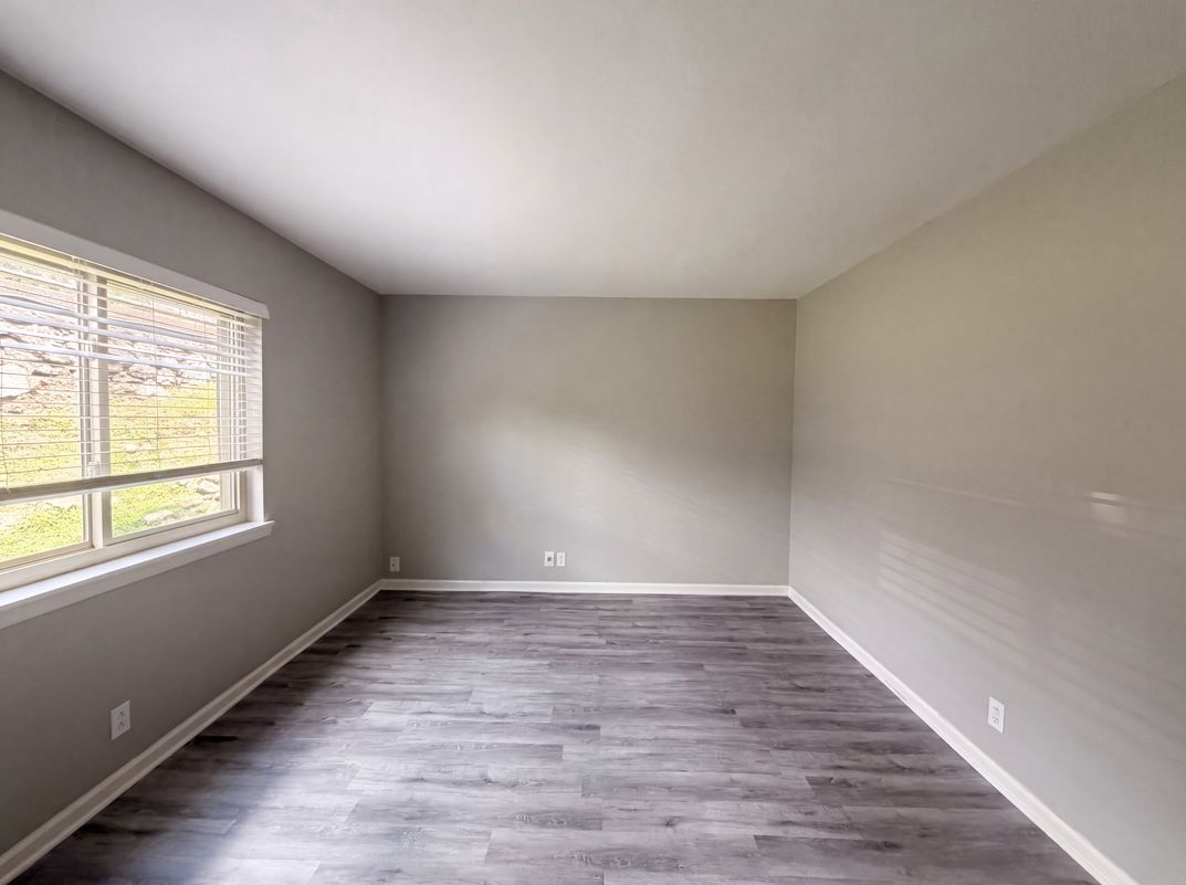 Photo 7 of 17 of 407 Summit Ridge Pl, Nashville, TN