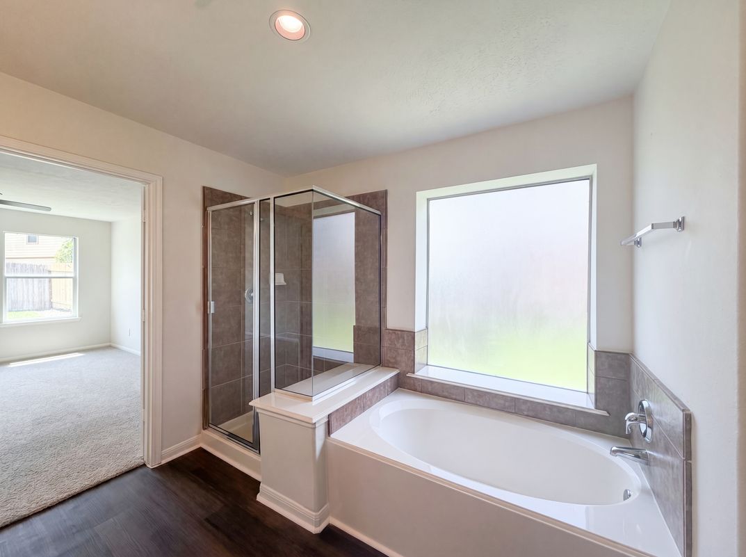 Photo 22 of 26 of 6510 Briar Moss Ln, Katy, TX
