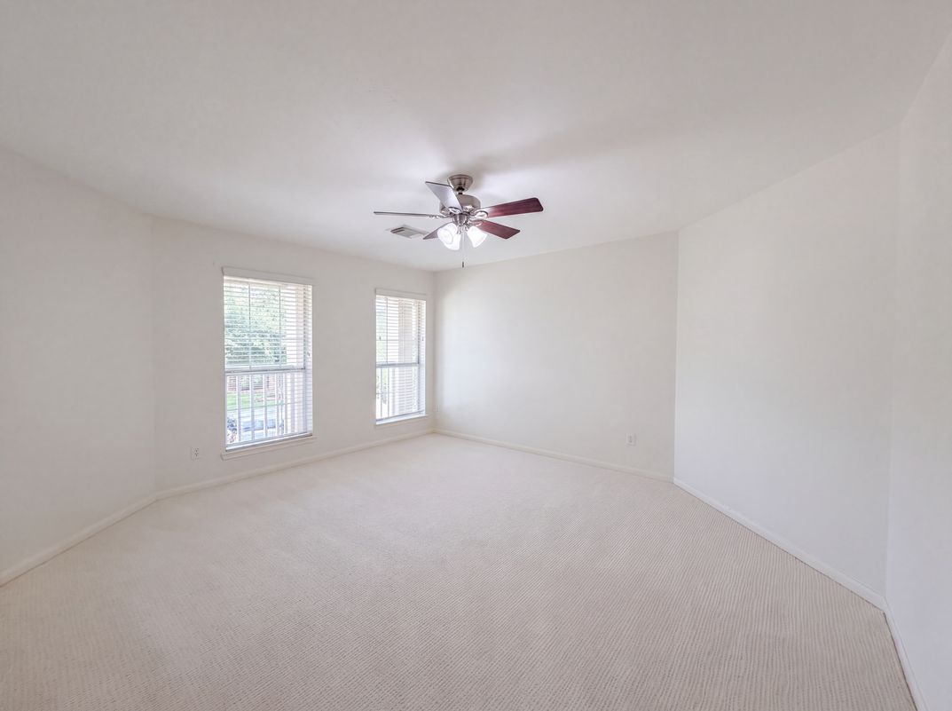 Photo 20 of 35 of 11314 Sailwing Creek Ct, Pearland, TX