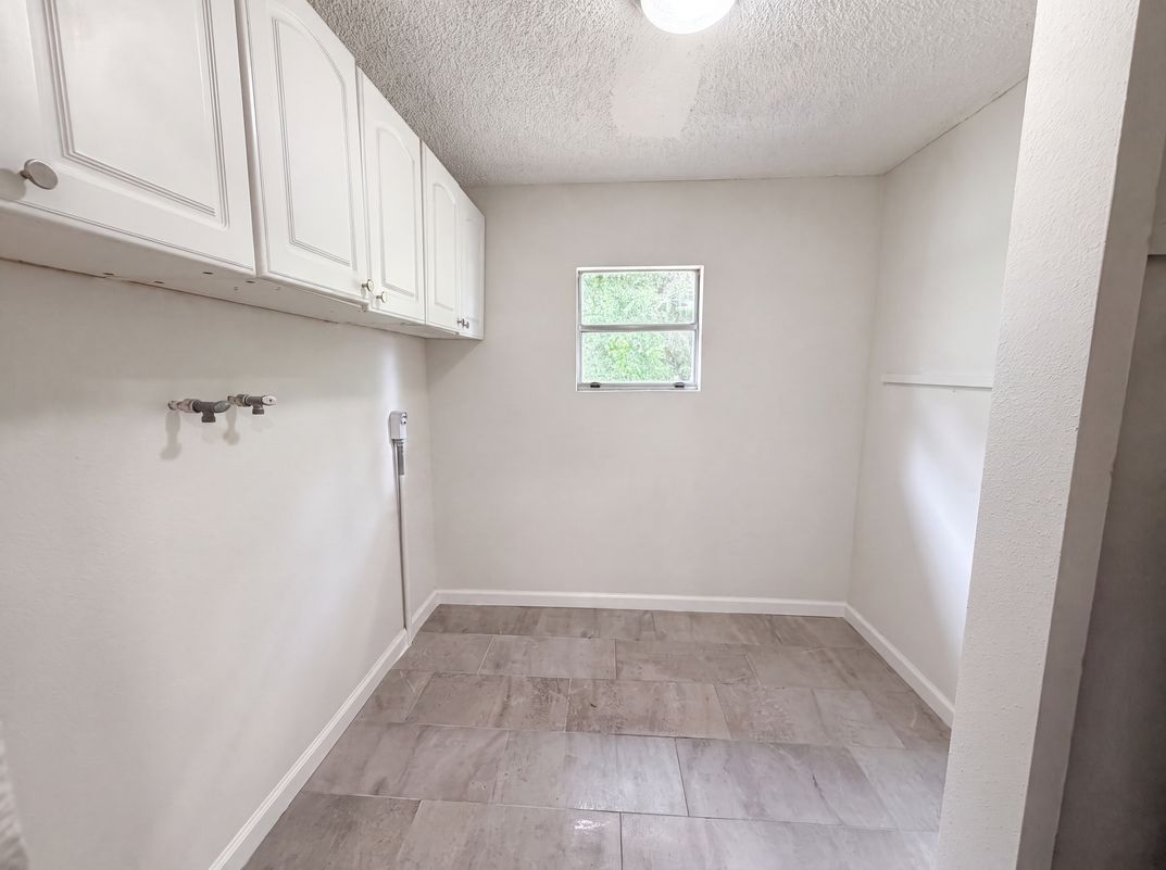 Photo 18 of 21 of 1340 Ottawa Ave, Jacksonville, FL