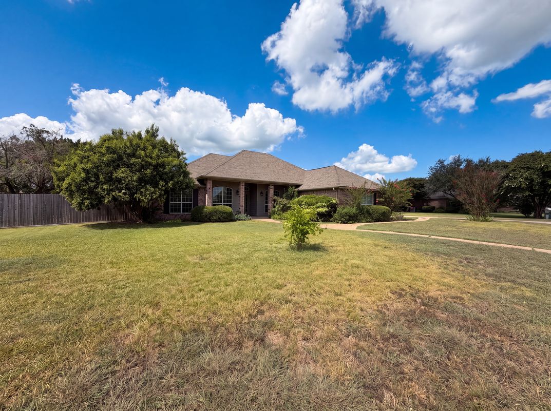 Photo 15 of 16 of 11117 Weatherford Dr, Belton, TX
