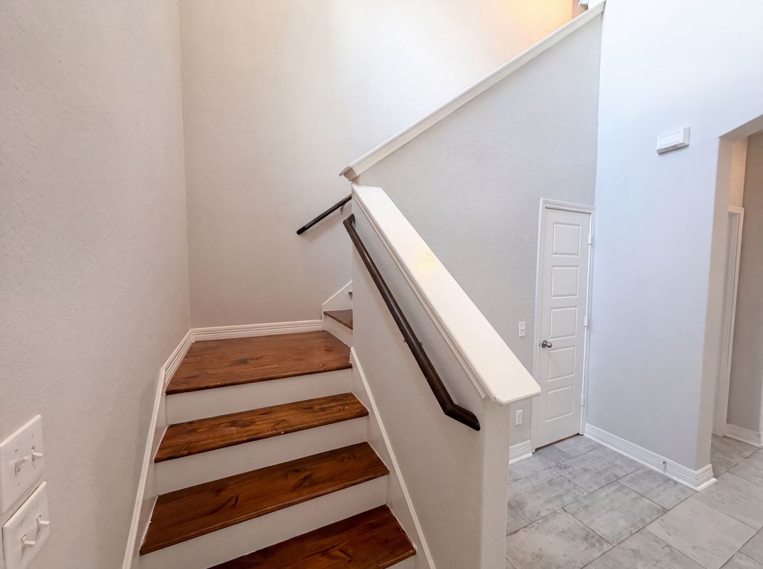 Photo 3 of 24 of 3513 Nuhn Way, New Braunfels, TX