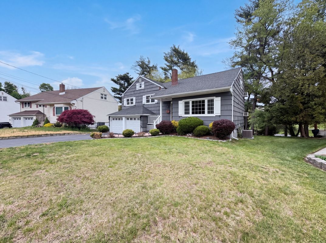 Photo 6 of 23 of 78-80 Parkside Rd, Plainfield, NJ 07060, Plainfield, NJ