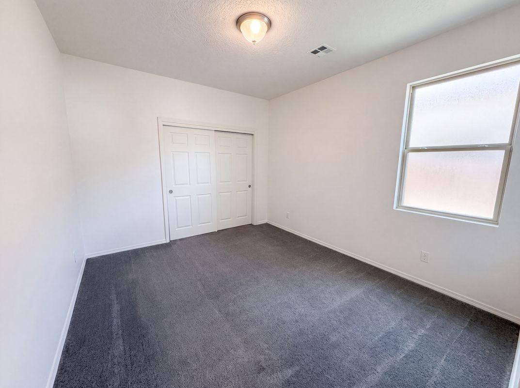 Photo 10 of 20 of 2032 Lobo Trot Ct SE, Albuquerque, NM