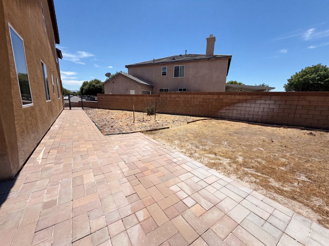 Photo 26 of 28 of 3147 W Lingard St, Lancaster, CA