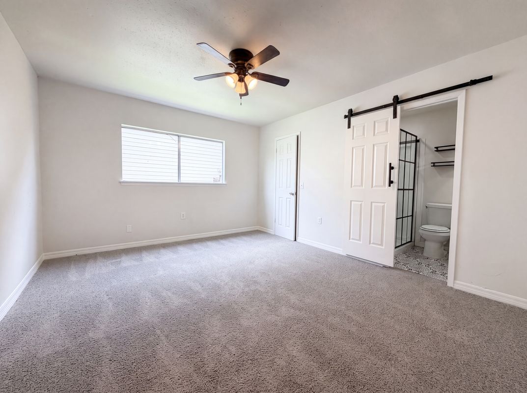 Photo 4 of 17 of 2906 Keslake St, San Antonio, TX