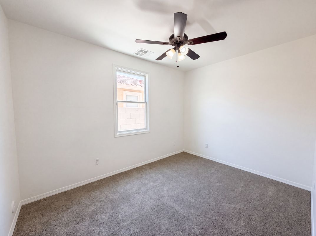 Photo 26 of 46 of 4118 W Saint Anne Ave, Phoenix, AZ