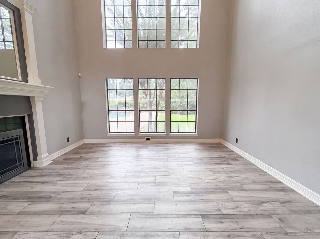 Photo 6 of 27 of 6127 Willowcrest Ct, Spring, TX