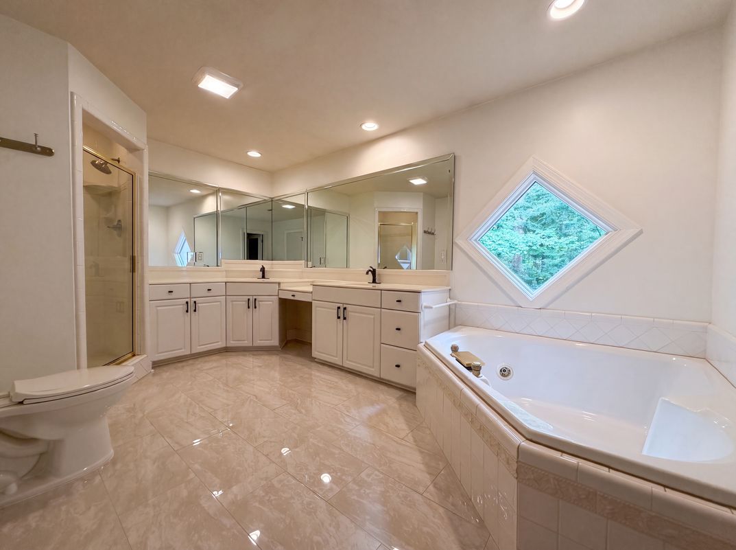 Photo 22 of 84 of 7030 Willowick Dr, Brentwood, TN