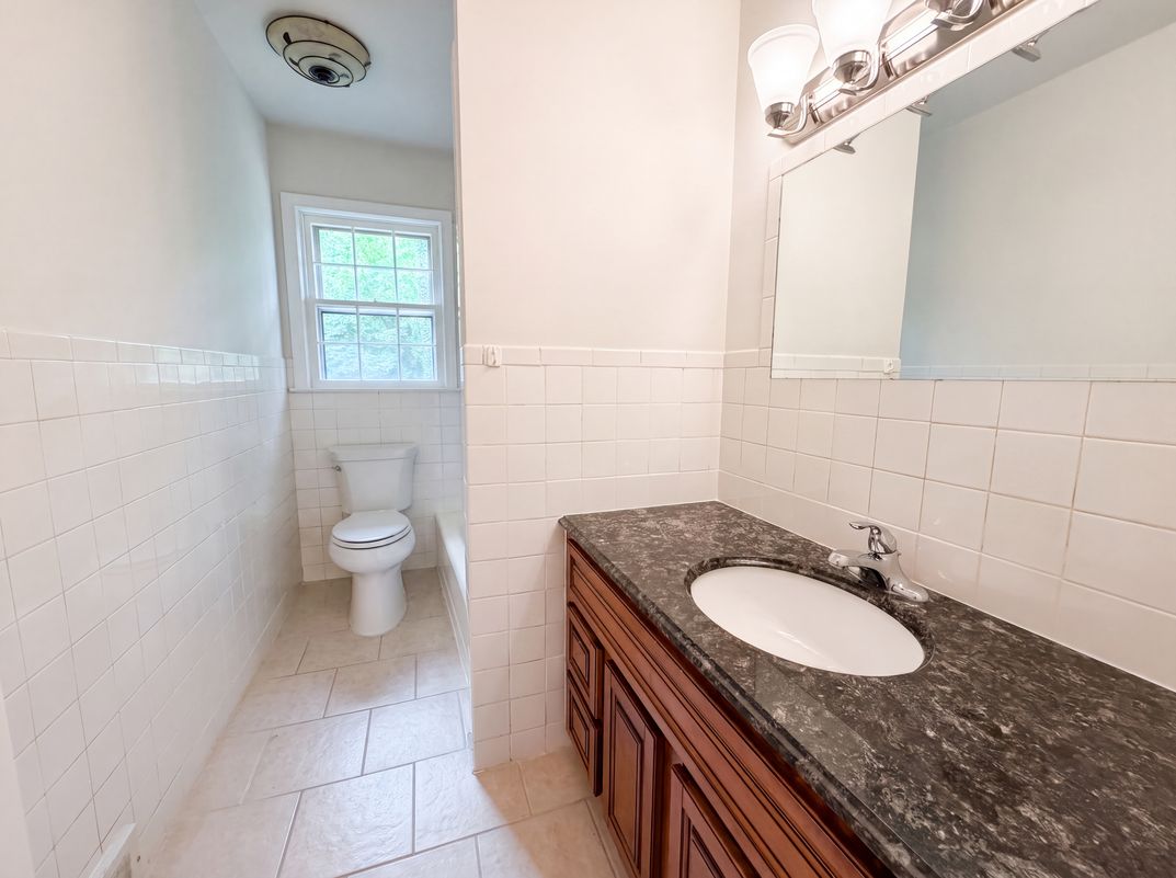 Photo 11 of 17 of 5148 Clearview Dr, Winston Salem, NC
