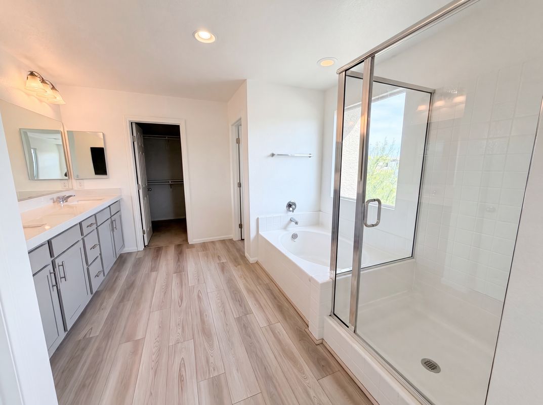 Photo 8 of 46 of 1561 Redolence Ave, North Las Vegas, NV