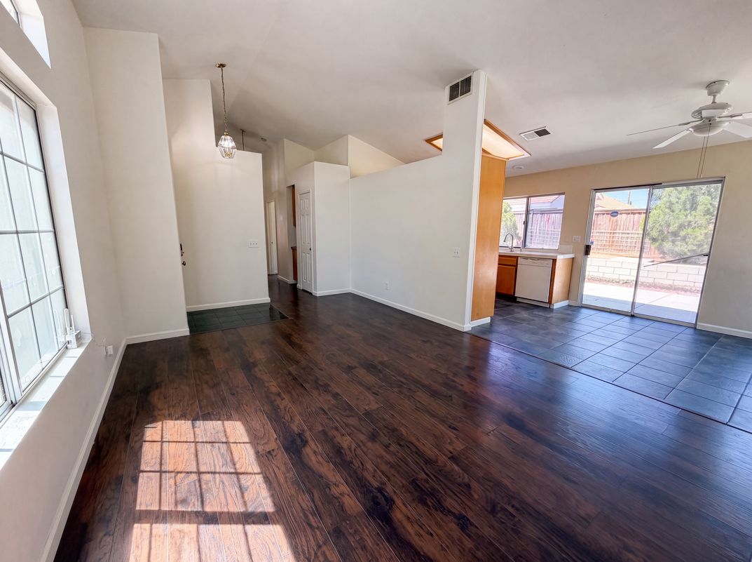 Photo 13 of 19 of 13154 Oberlin Ave, Victorville, CA