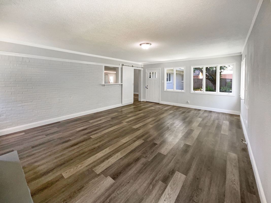 Photo 14 of 22 of 8040 Goldenrod Ct, Indianapolis, IN