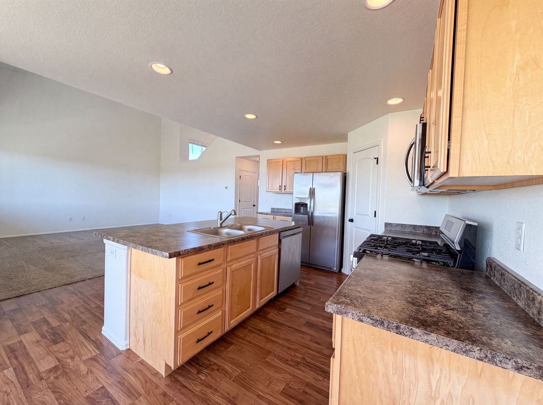 Photo 14 of 49 of 1726 Thrive Dr, Windsor, CO