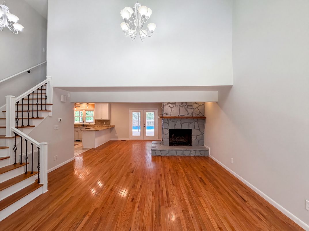 Property photo 3 of 916 Quail Ave
