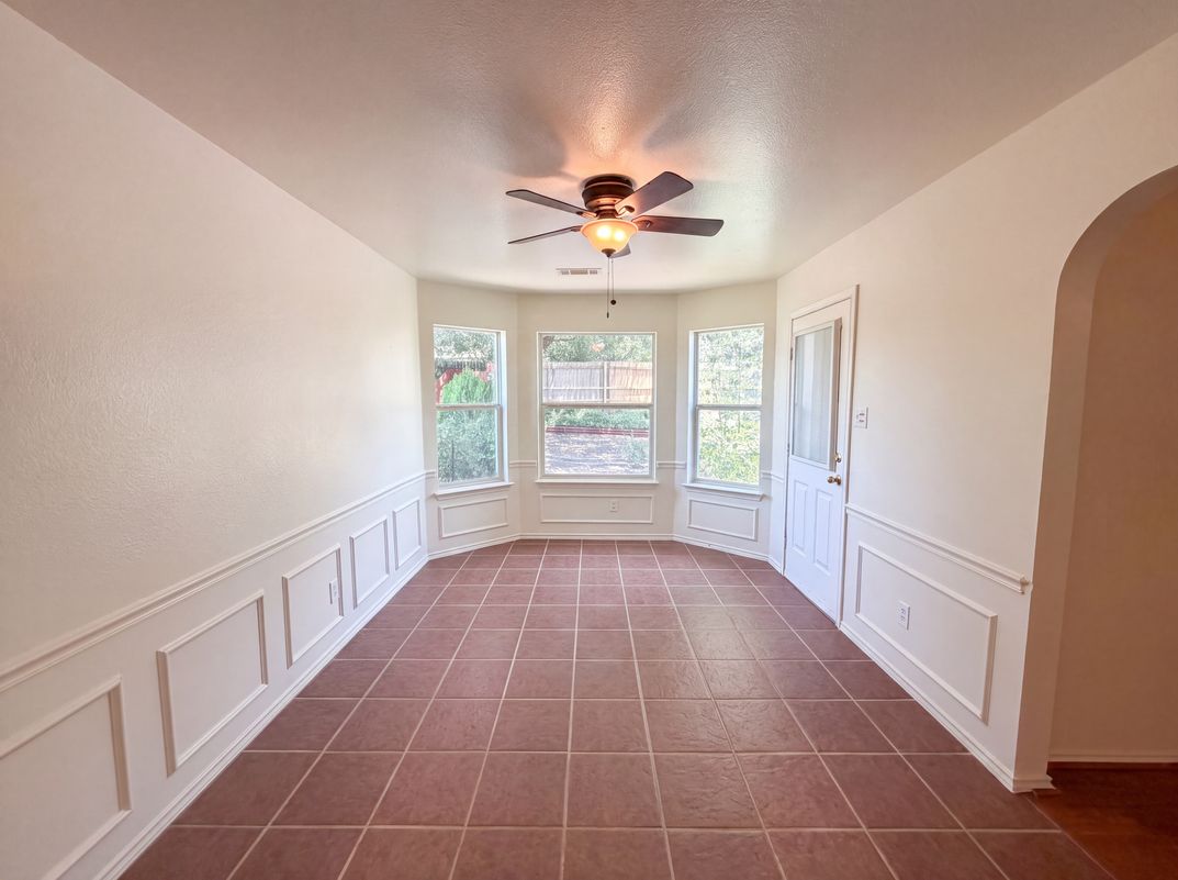 Photo 6 of 17 of 3707 Gowen Ct, Killeen, TX