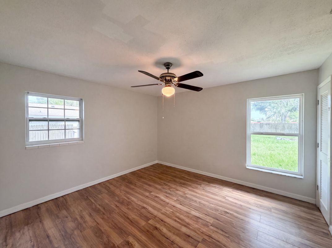 Photo 10 of 19 of 4147 Willow South Dr, Mulberry, FL