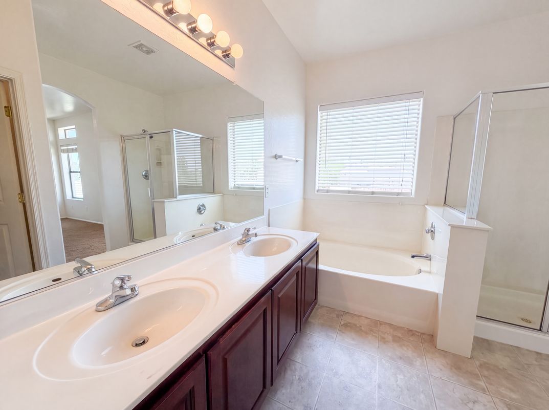 Photo 19 of 36 of 17268 W Elaine Dr, Goodyear, AZ
