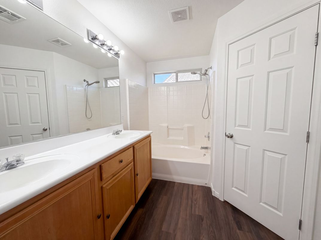 Photo 6 of 24 of 10506 Yuha Desert Ct, Las Vegas, NV