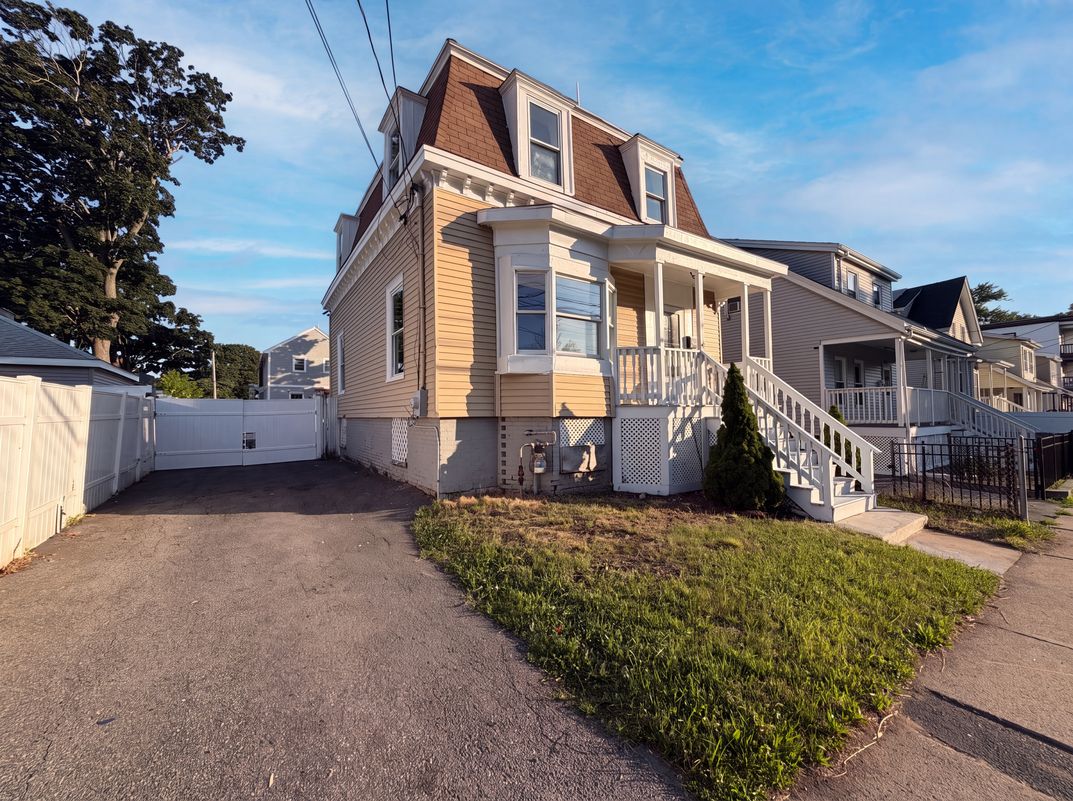 Photo 24 of 33 of 103 Goodridge St, Lynn, MA