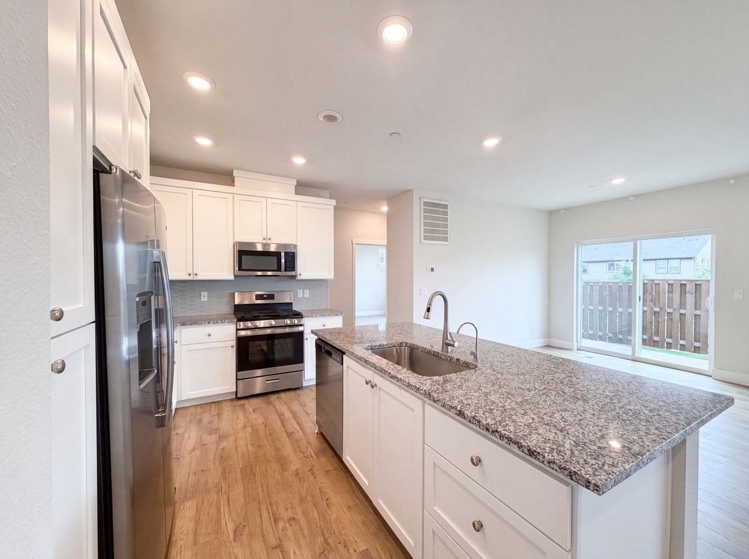 Photo 2 of 23 of 18404 SW Sugarloaf Ln, Beaverton, OR