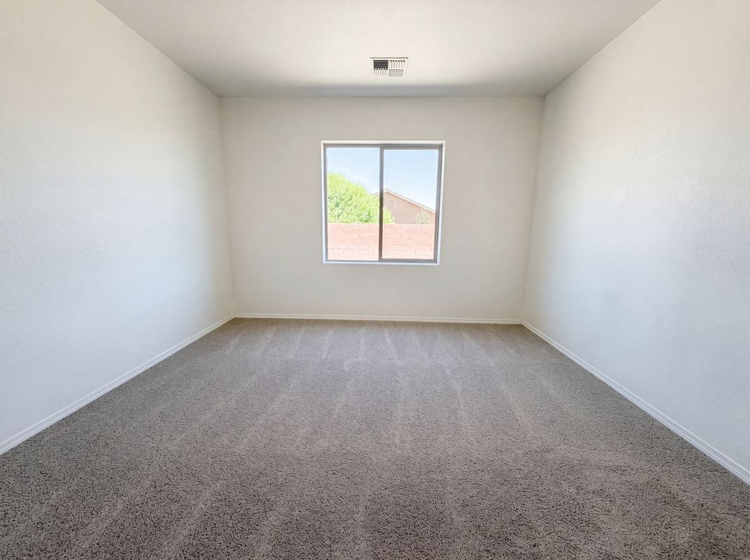 Photo 4 of 19 of 3504 Wild Horse Rd NE, Rio Rancho, NM