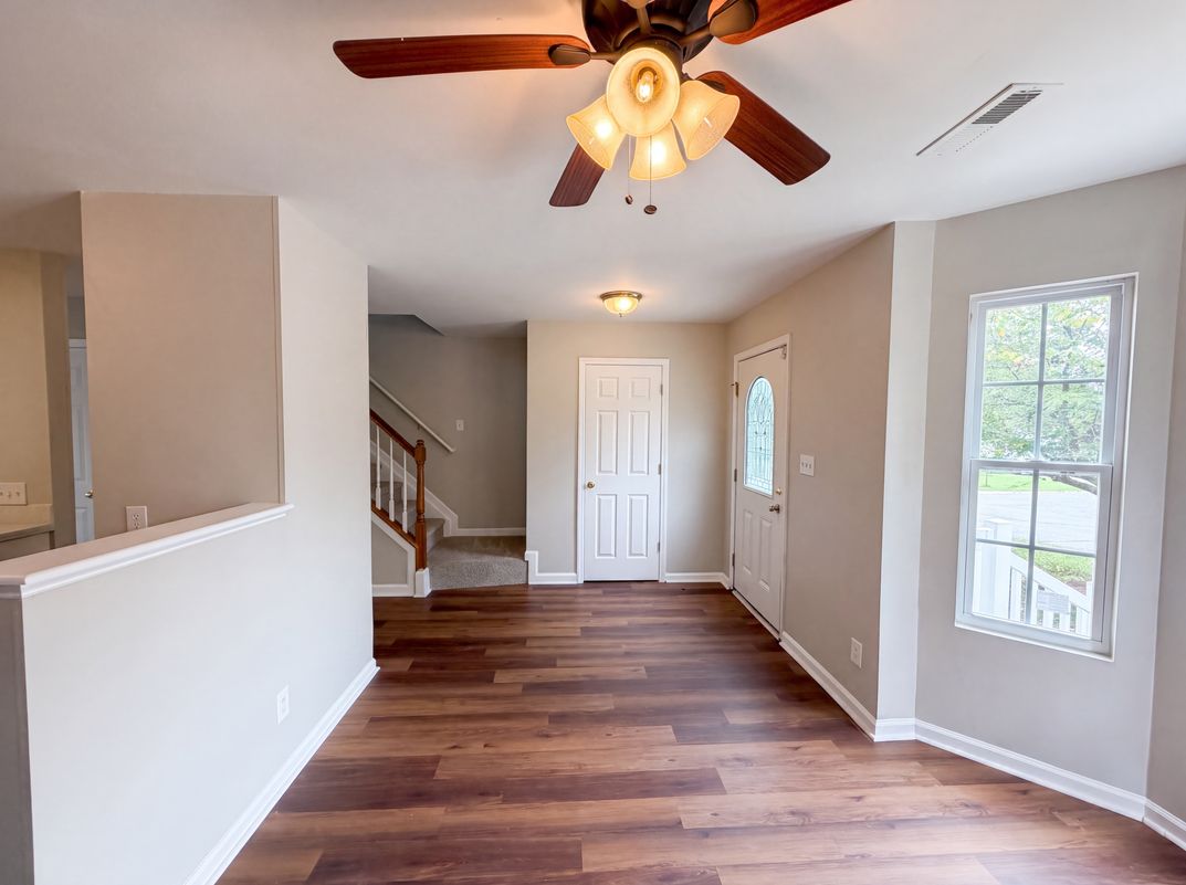 Photo 8 of 28 of 112 Rockbridge Ct, Kernersville, NC