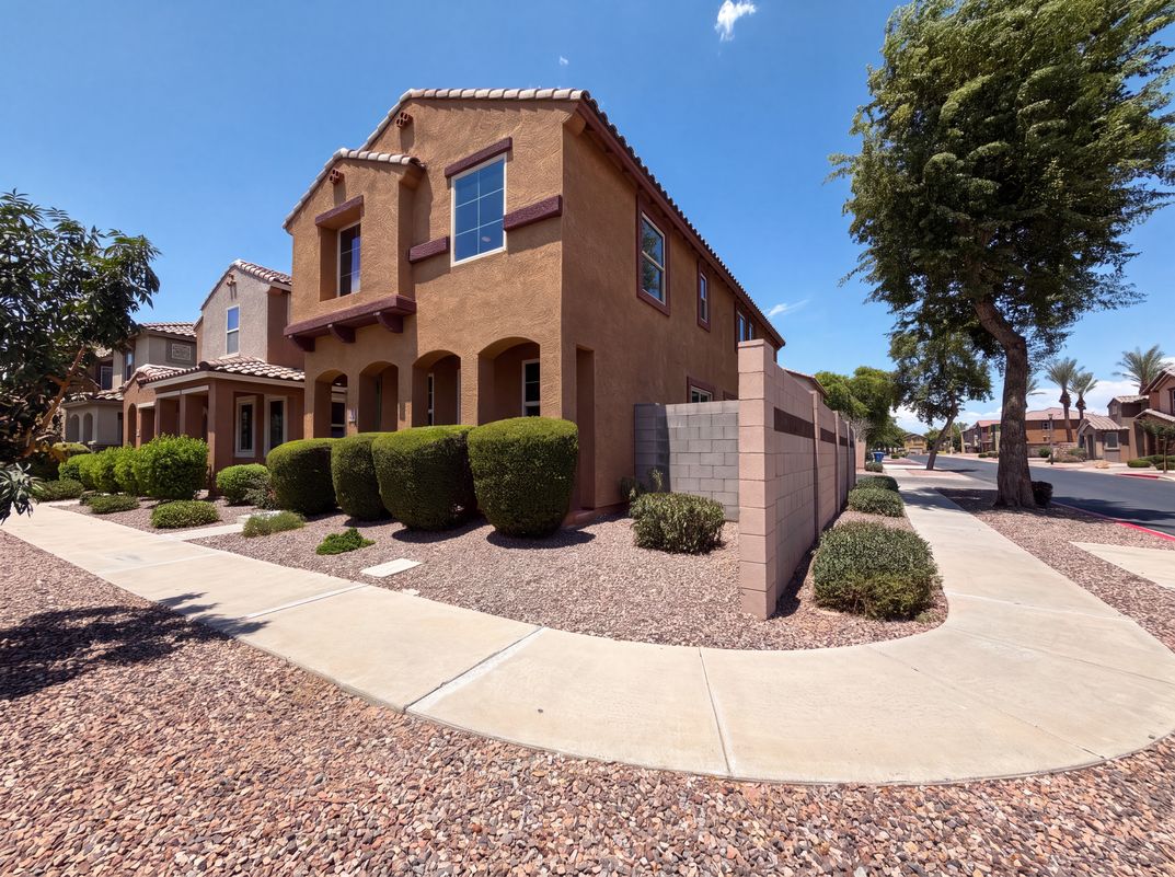 Photo 22 of 27 of 7730 W Giles Rd, Phoenix, AZ