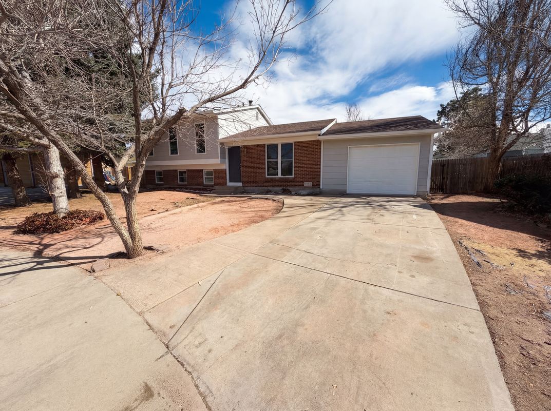 Photo 7 of 36 of 1146 S Cathay St, Aurora, CO