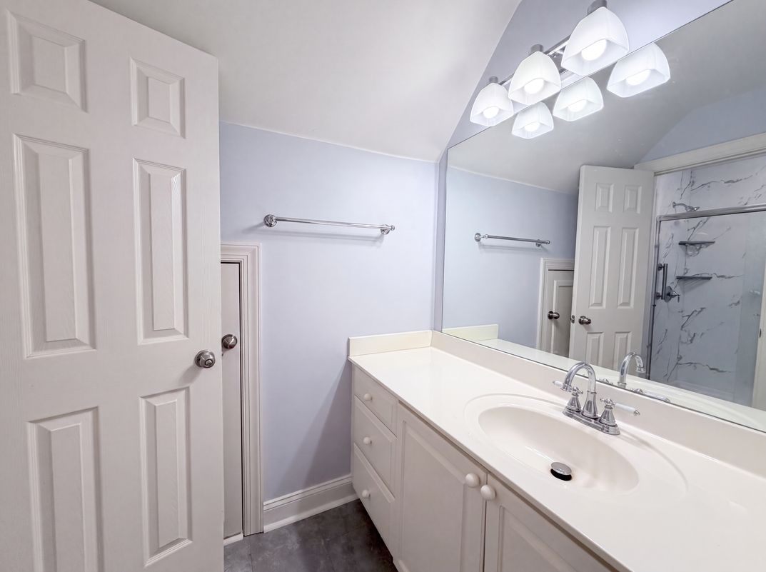 Photo 14 of 21 of 18805 Boundary Oaks Ct, Davidson, NC