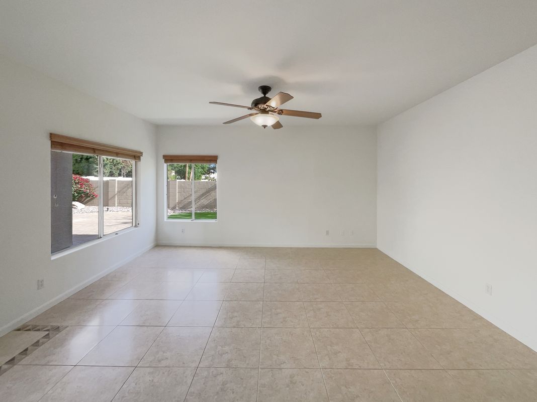 Photo 14 of 23 of 1616 E Glenhaven Dr, Phoenix, AZ