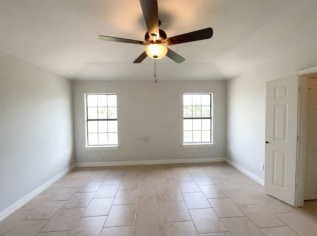 Photo 14 of 17 of 602 Torero Dr, Oak Point, TX