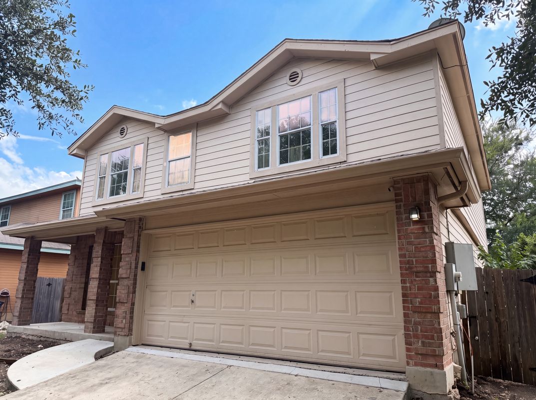 Photo 16 of 18 of 2648 Hunt St, New Braunfels, TX