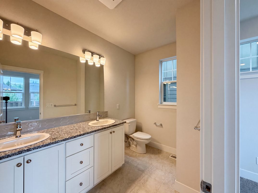 Photo 16 of 23 of 18404 SW Sugarloaf Ln, Beaverton, OR