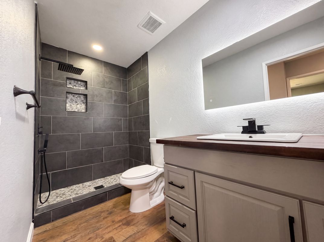 Photo 15 of 18 of 14729 Hartford Ln, Helendale, CA